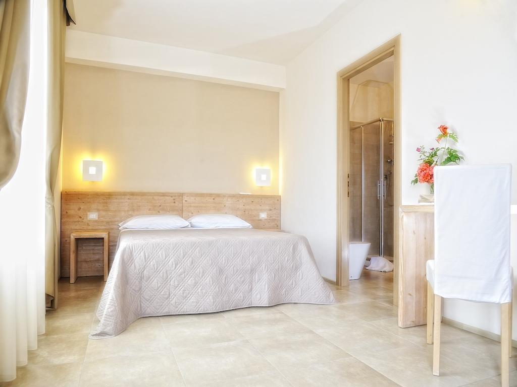 B&B Le Cale Santa Maria Navarrese Kamer foto